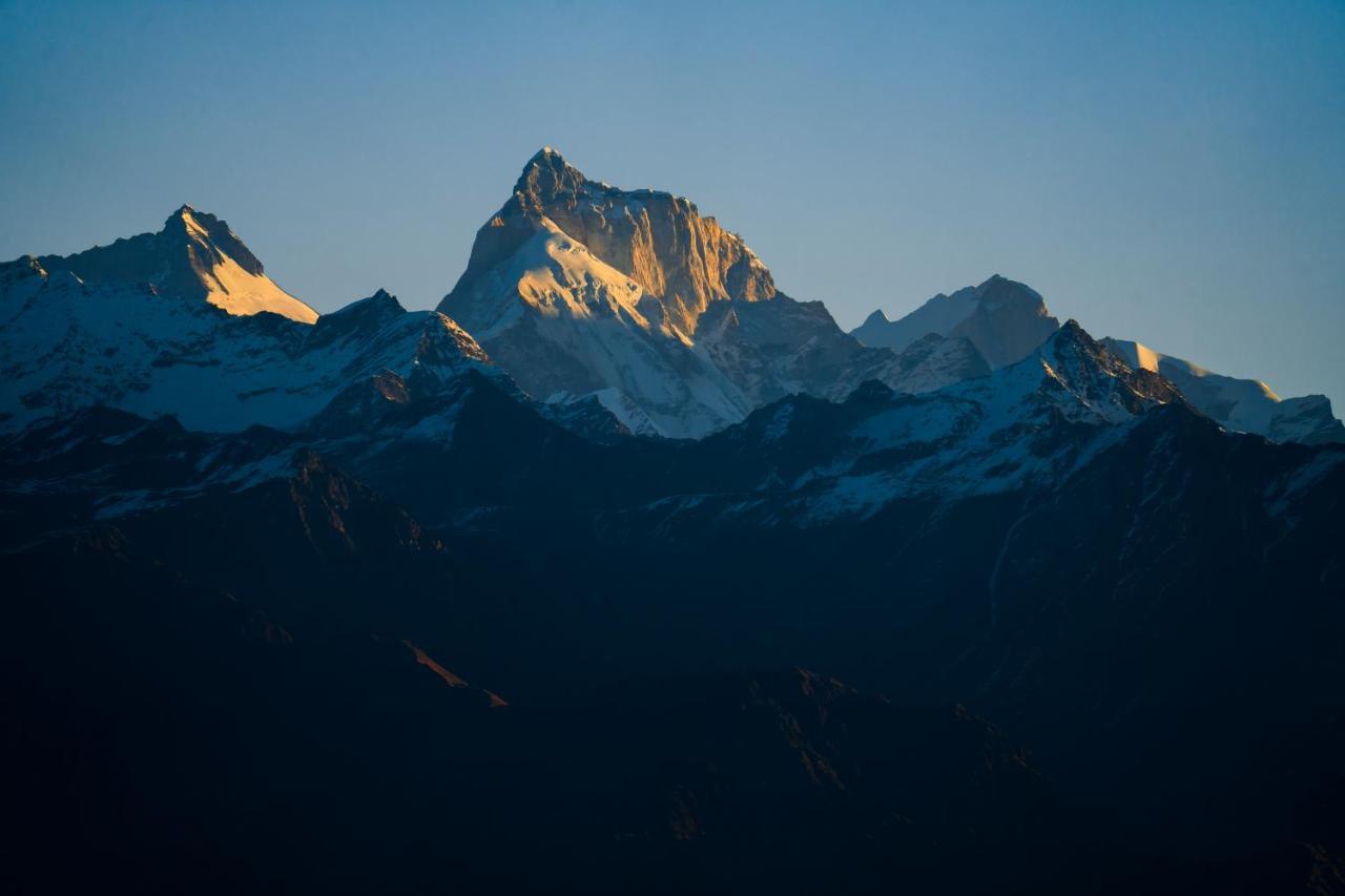 Keekoo Kanatal, Wealthinwhite Hotel Екстериор снимка